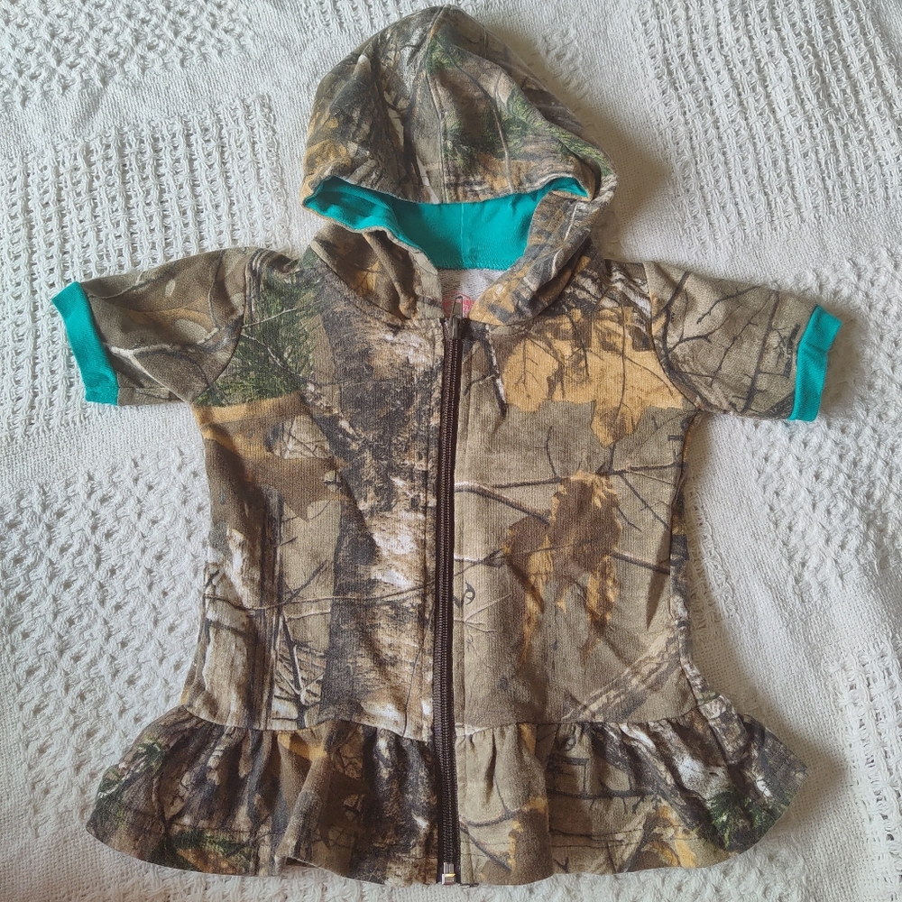 Game Winner Hooded Camo Blue Shirt Ruffle Flounce Hem Zippered Size 2T